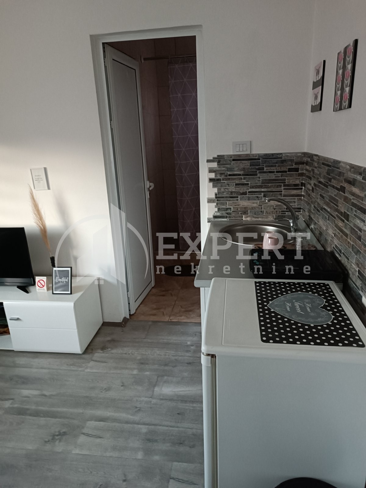 Jednosoban stan, 20 m2, Medijana, Vranjanska ID: i-013710 8