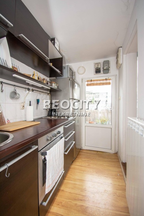 Petosoban stan, 156 m2, Centar, Kosovska ID: 114286 6