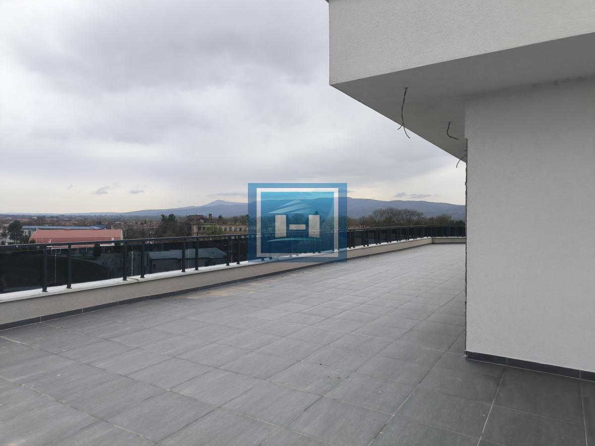 VAŠ NOVI DOM IZNAD GRADA – 240m² luksuza + 260m² terase 21