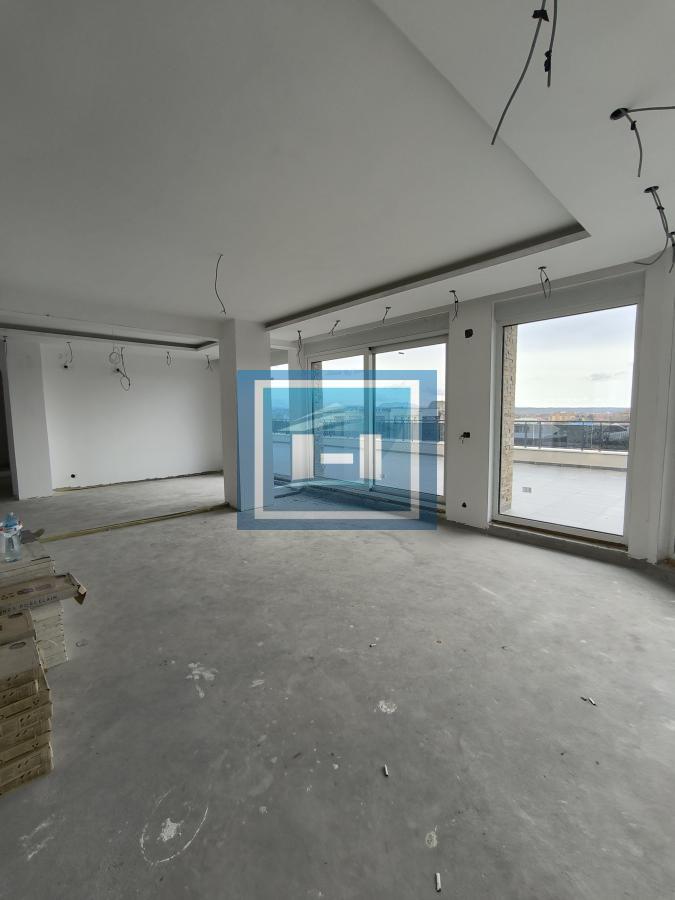 VAŠ NOVI DOM IZNAD GRADA – 240m² luksuza + 260m² terase 11