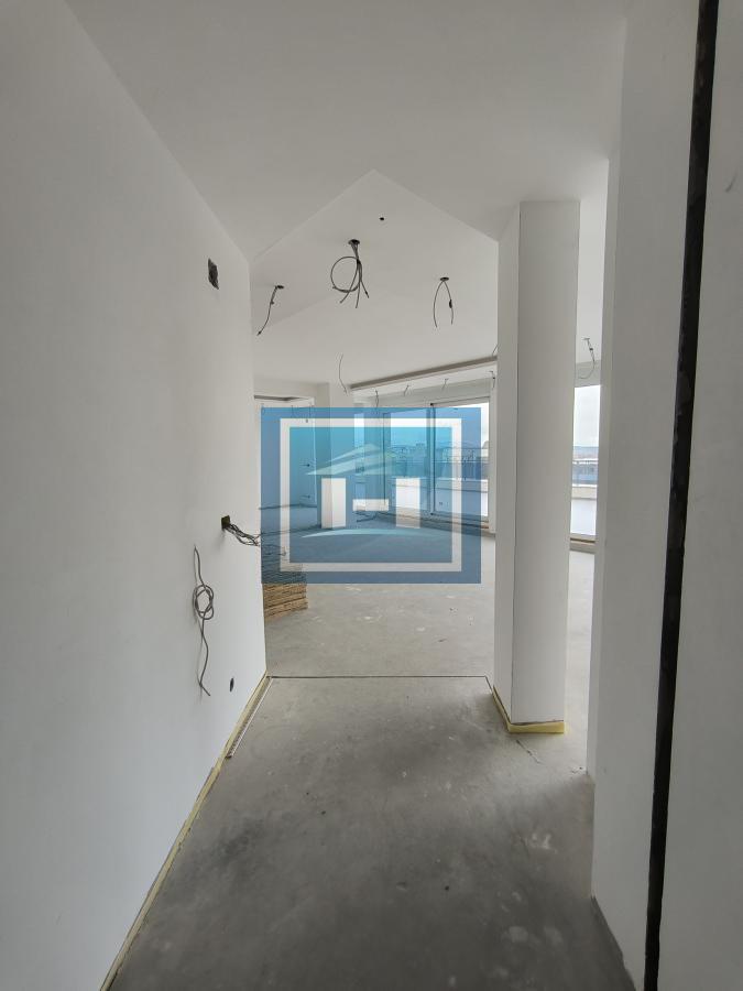 VAŠ NOVI DOM IZNAD GRADA – 240m² luksuza + 260m² terase 16