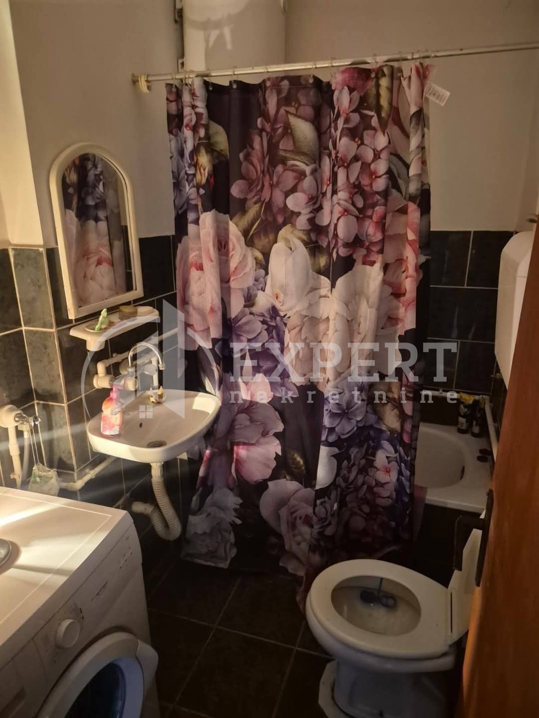 četvorosobna kuća, 260 m2, Donja Vrežina, Ratka Pavlovića ID: p-013723 5