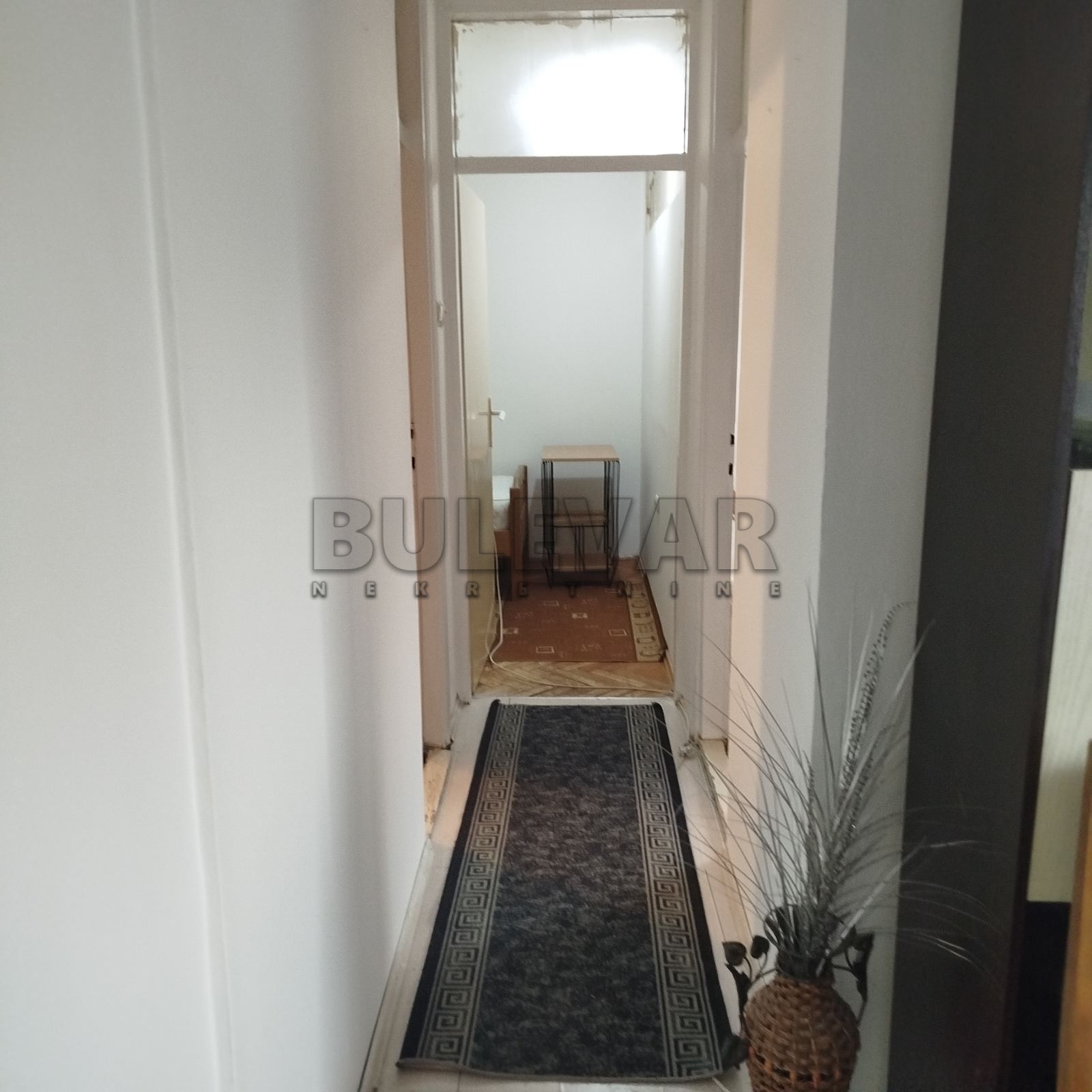 Dvosoban stan, 46 m2, Centar, Vožda Karađorđa ID: i-013717 8