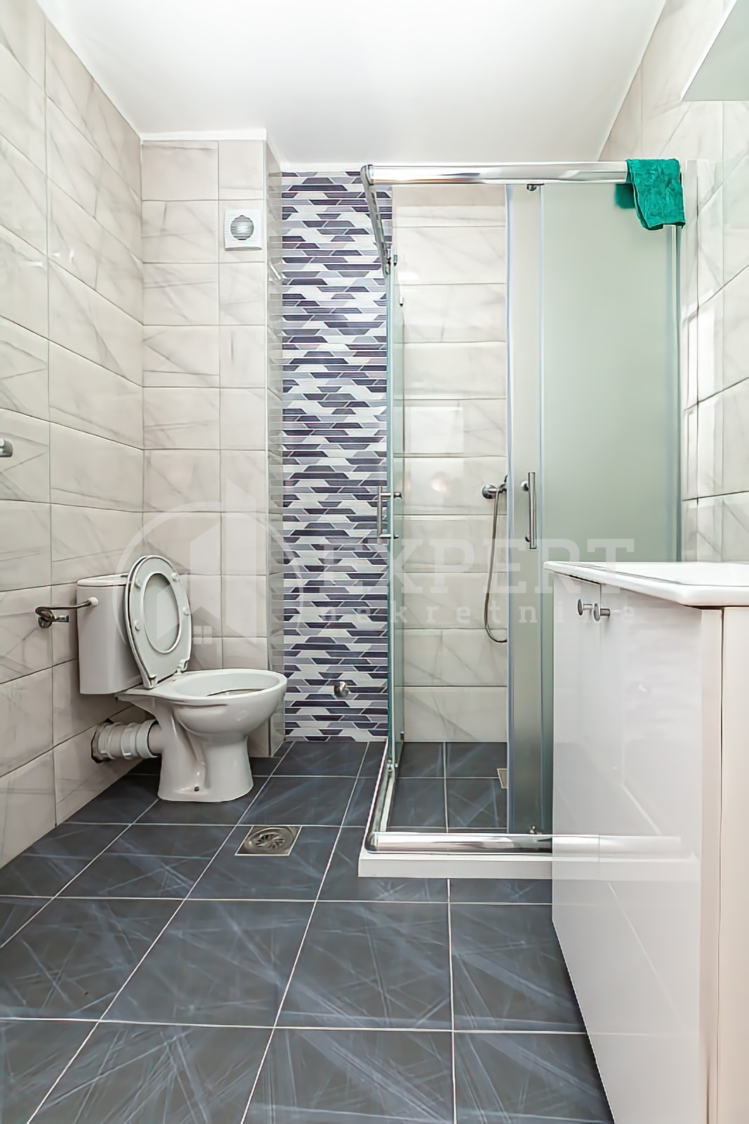 Dvosoban stan, 54 m2, Pantelej, Gornjomatejevačka ID: p-013721 6