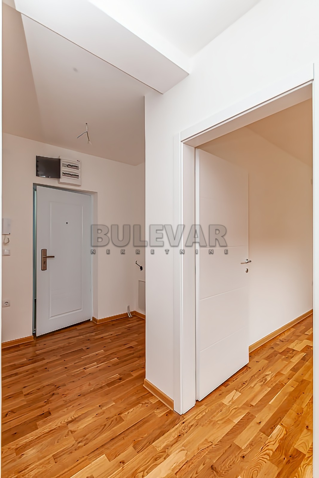 Dvosoban stan, 54 m2, Pantelej, Gornjomatejevačka ID: p-013721 4