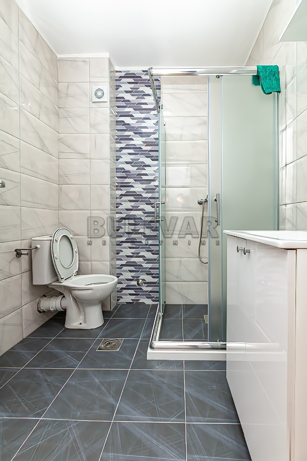 Dvosoban stan, 54 m2, Pantelej, Gornjomatejevačka ID: p-013721 6