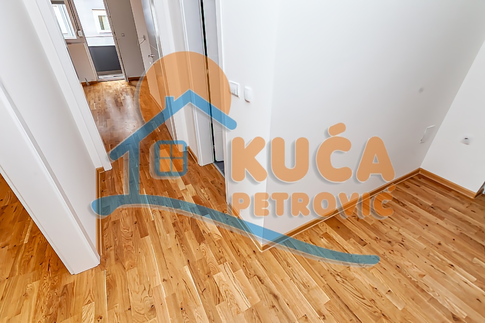 Dvosoban stan, 54 m2, Pantelej, Gornjomatejevačka ID: p-013721 5