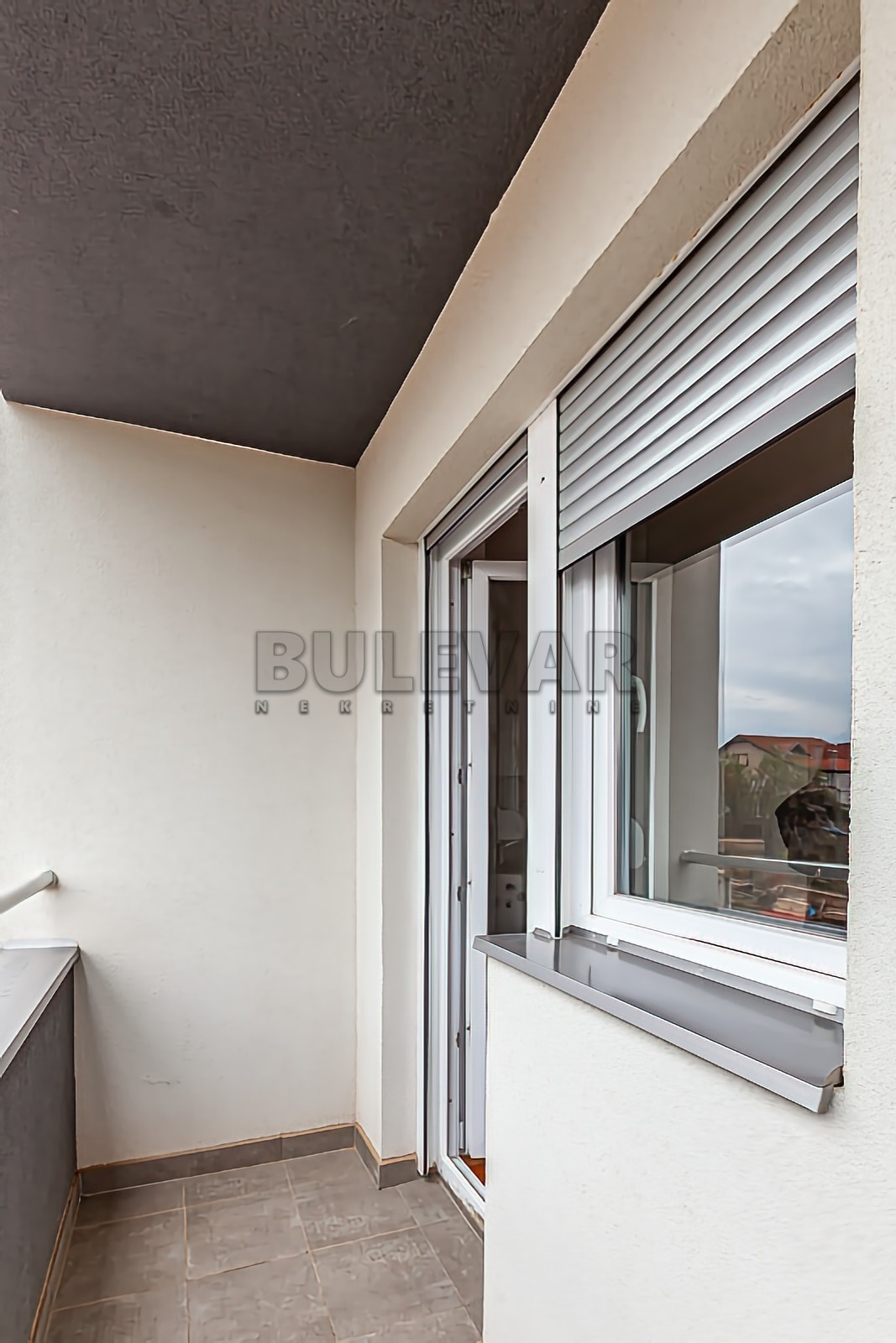 Dvosoban stan, 54 m2, Pantelej, Gornjomatejevačka ID: p-013721 16