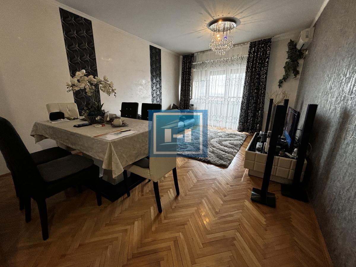 Prelep komforan stan u strogom centru Jagodine – idealna lokacija! 6