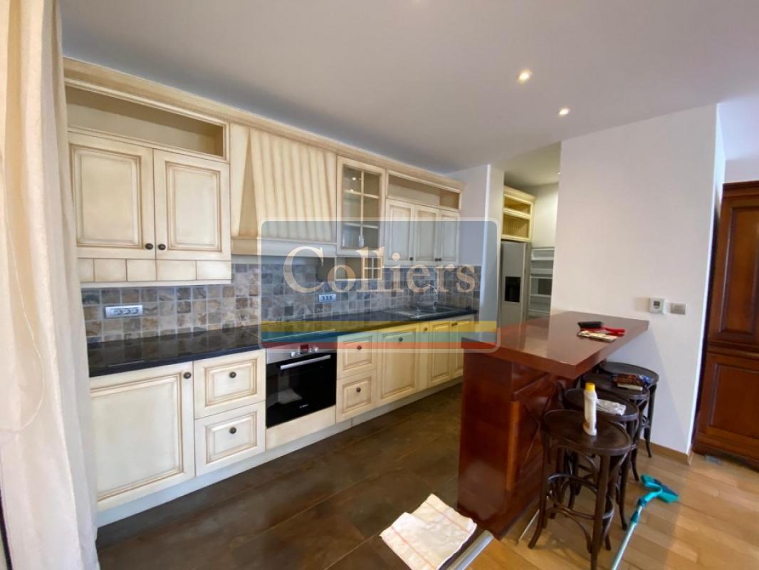 Savski venac, Senjak, Kacanskog, 4.0, 185.00m2, 3000 EUR 4