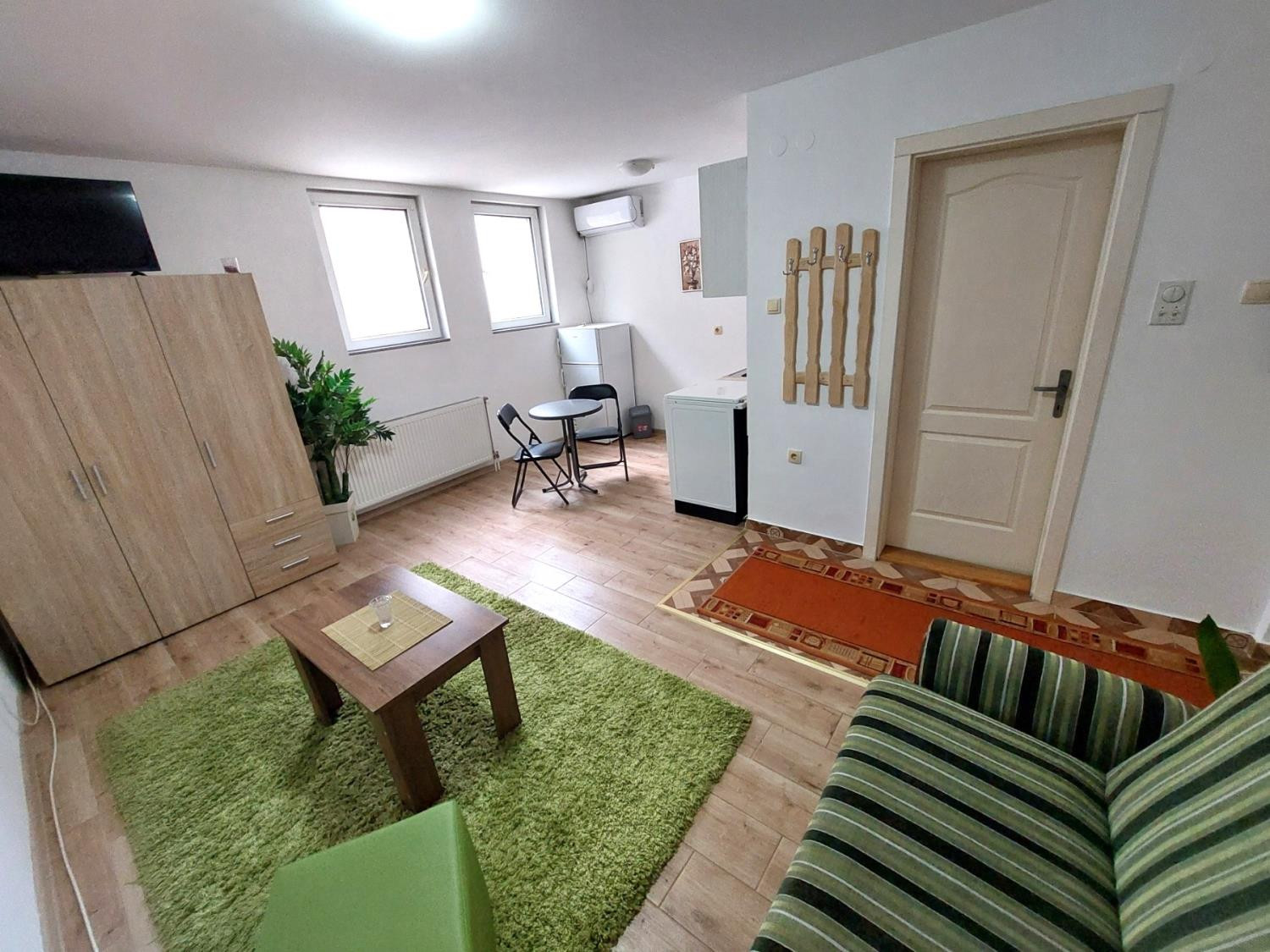 Stan,NOVI SAD,CARA DUŠANA,kv: 24, € 260, ID: 9101814 2