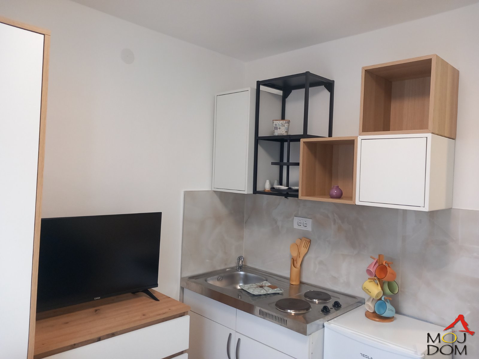 Stan,NOVI SAD,SATELIT,kv: 14, € 49500, ID: 1030199 4