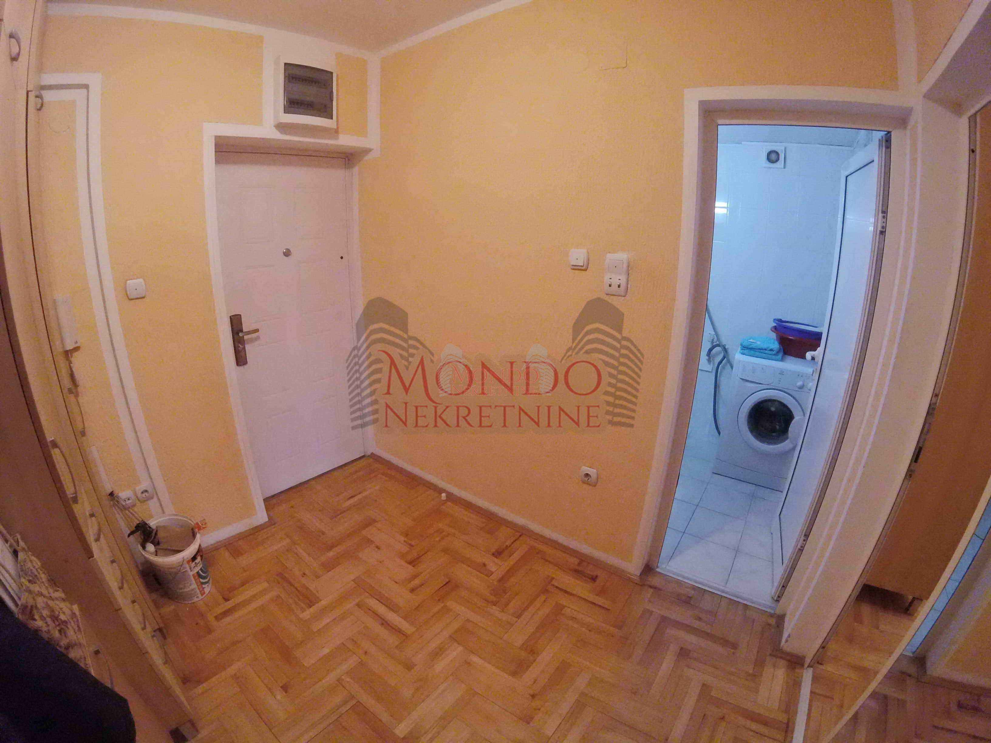 Trosoban stan u centru grada kod Dusanovog bazara, novogradnja! 9