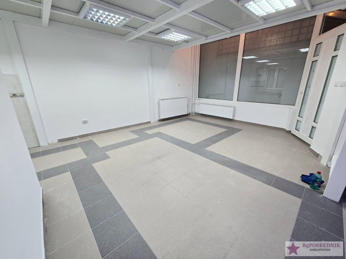 Zvezdara, Denkova bašta, Križanićeva, 26m2 (45m2) 3