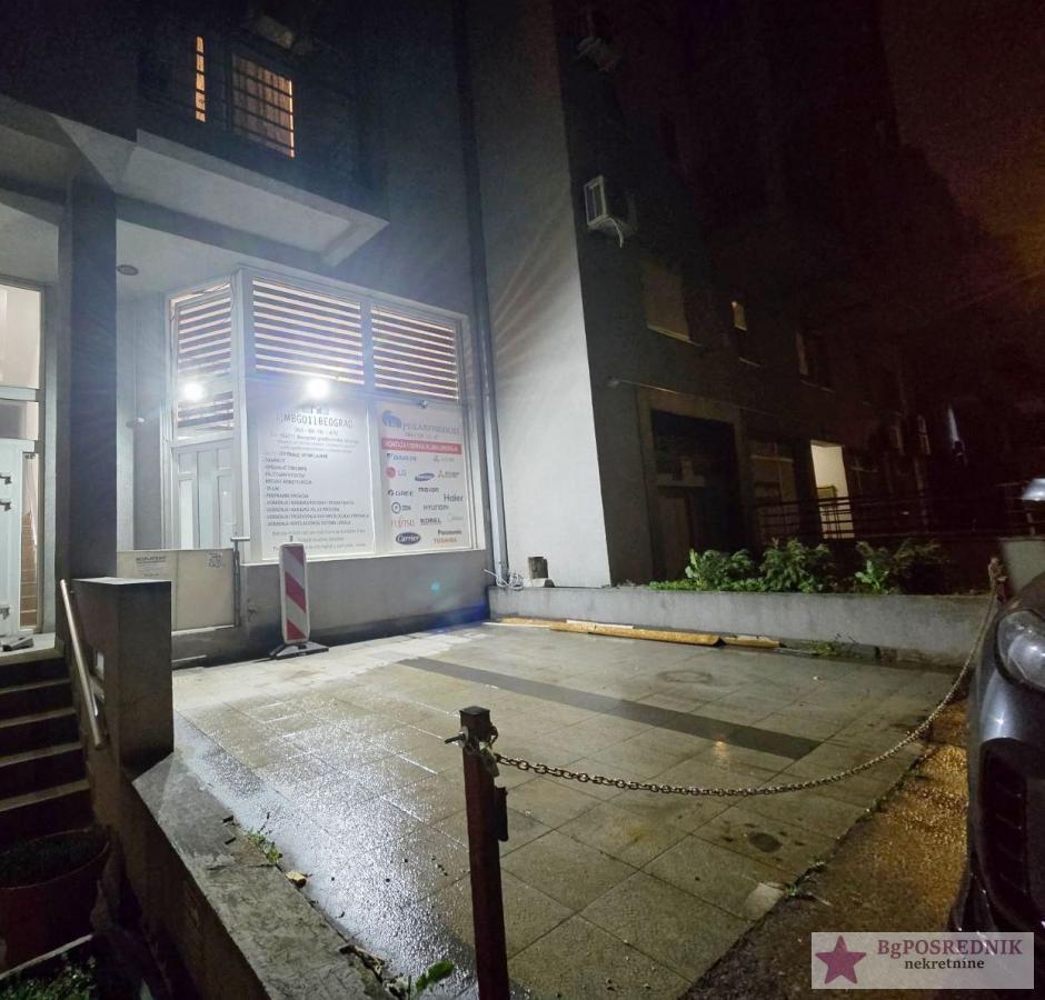 Zvezdara, Denkova bašta, Križanićeva, 26m2 (45m2) 15
