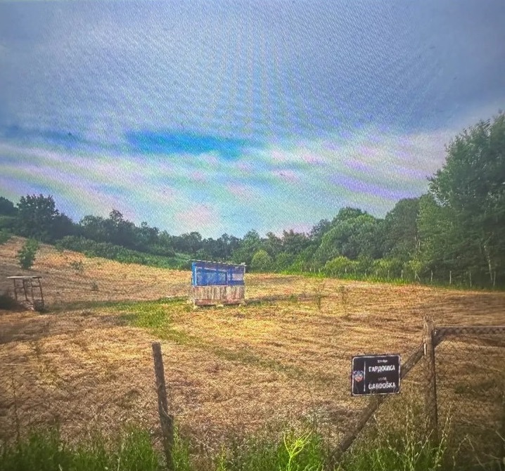 Prodajem zemljiste od 178ari Jasenak Obrenovac 2