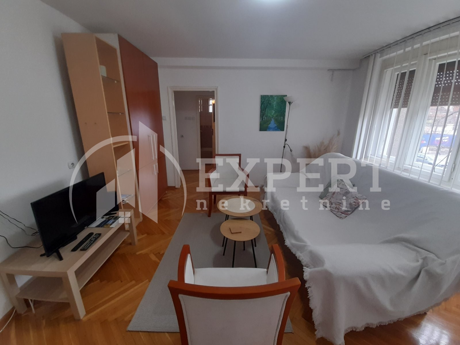 Dvosoban stan, 54 m2, Centar, Nade Tomić ID: i-013741 4