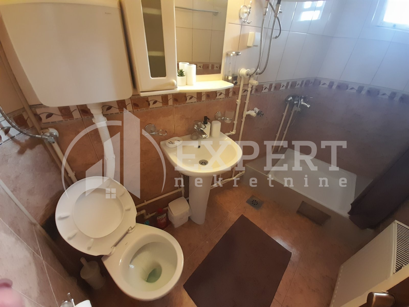 Dvosoban stan, 54 m2, Centar, Nade Tomić ID: i-013741 16