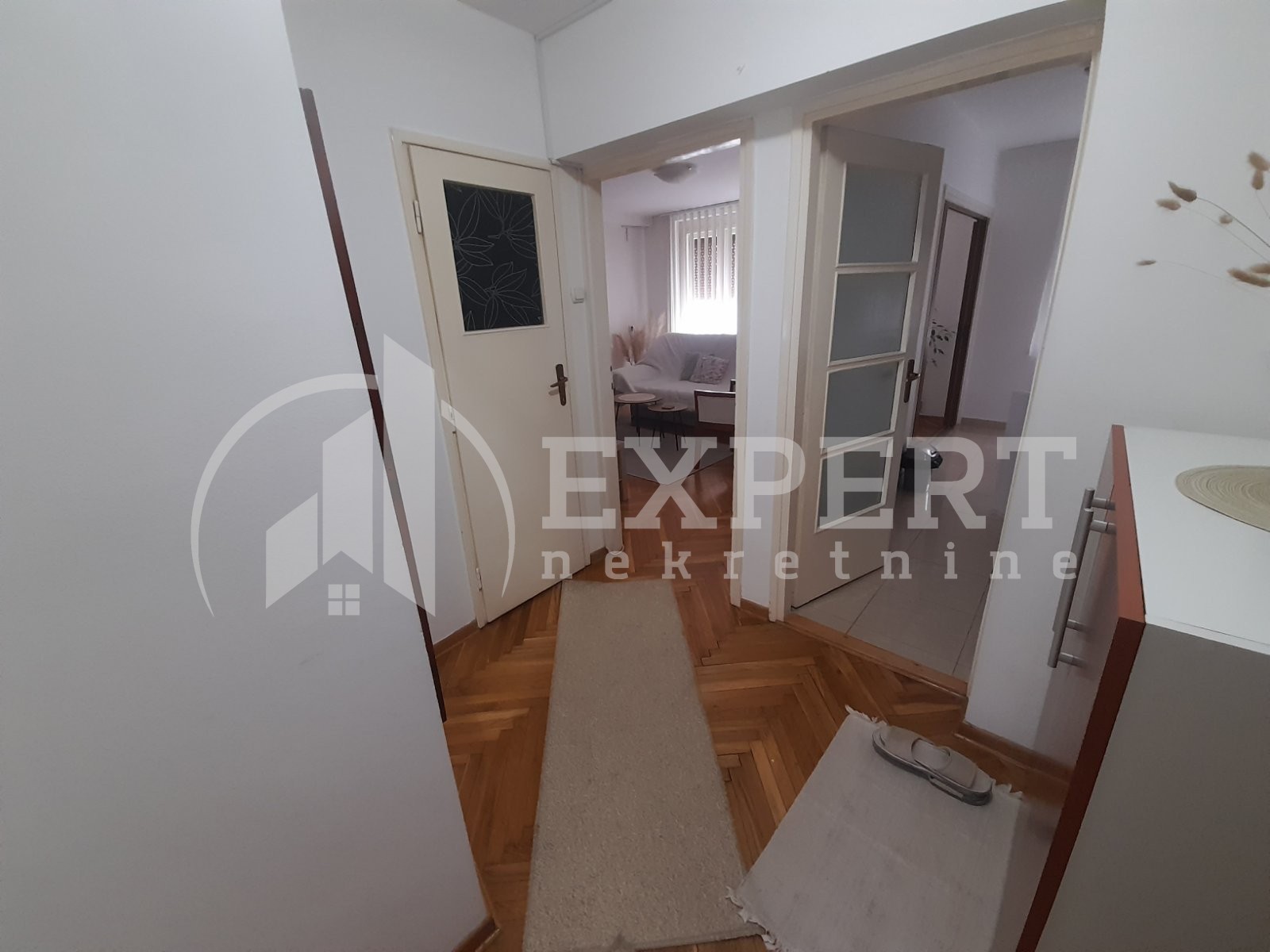 Dvosoban stan, 54 m2, Centar, Nade Tomić ID: i-013741 10