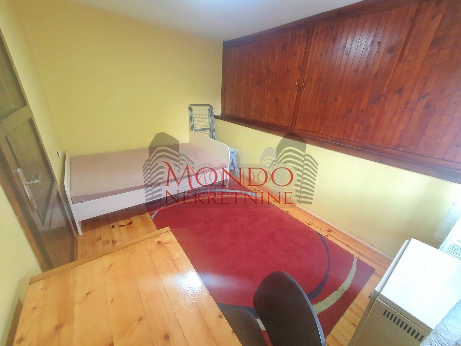 Dvosoban stan na Margeru 6