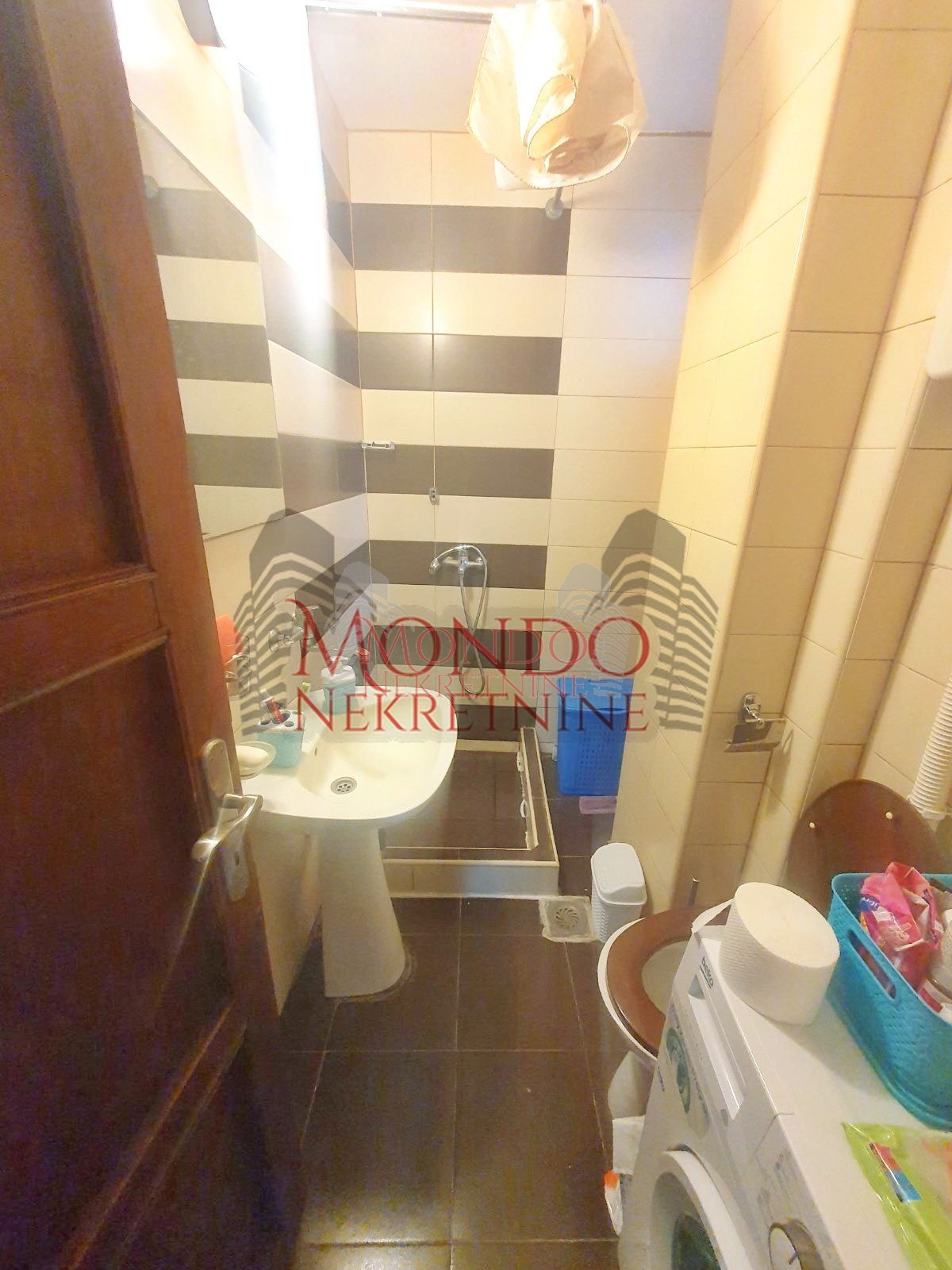 Dvosoban stan na Margeru 7