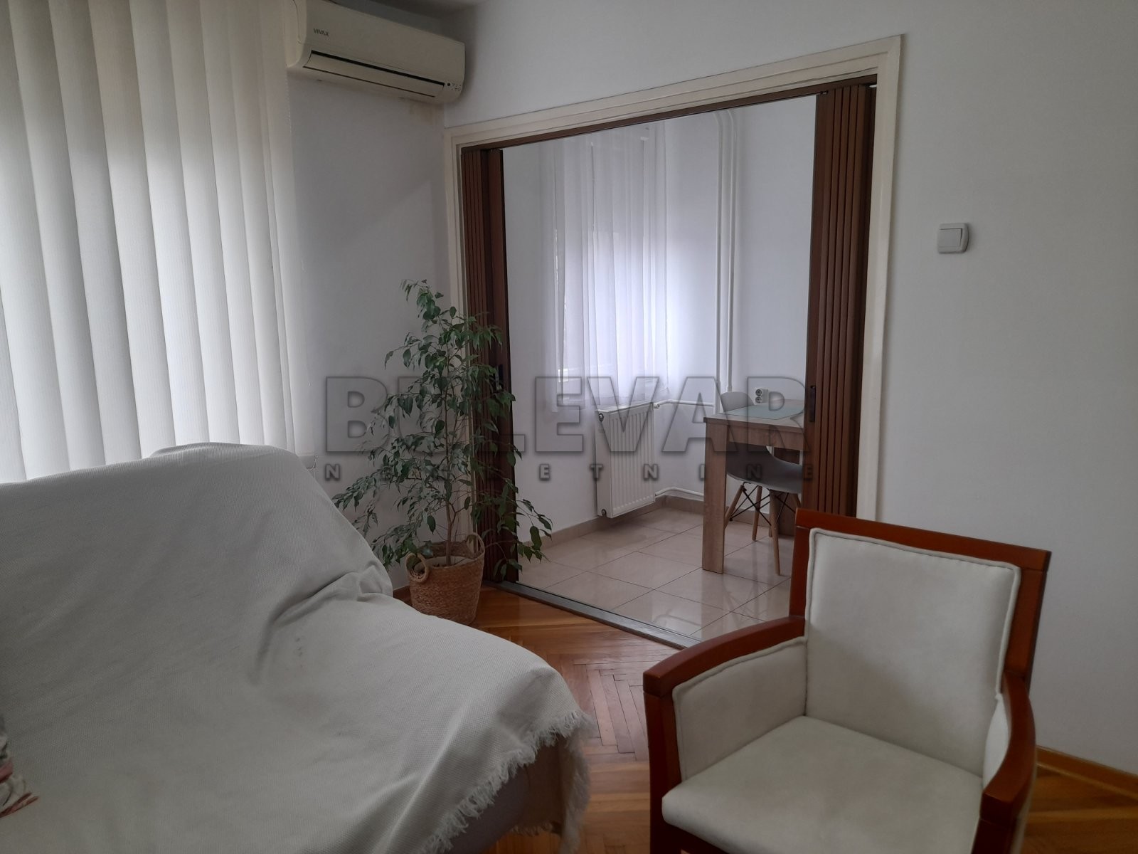 Dvosoban stan, 54 m2, Centar, Nade Tomić ID: i-013741 3