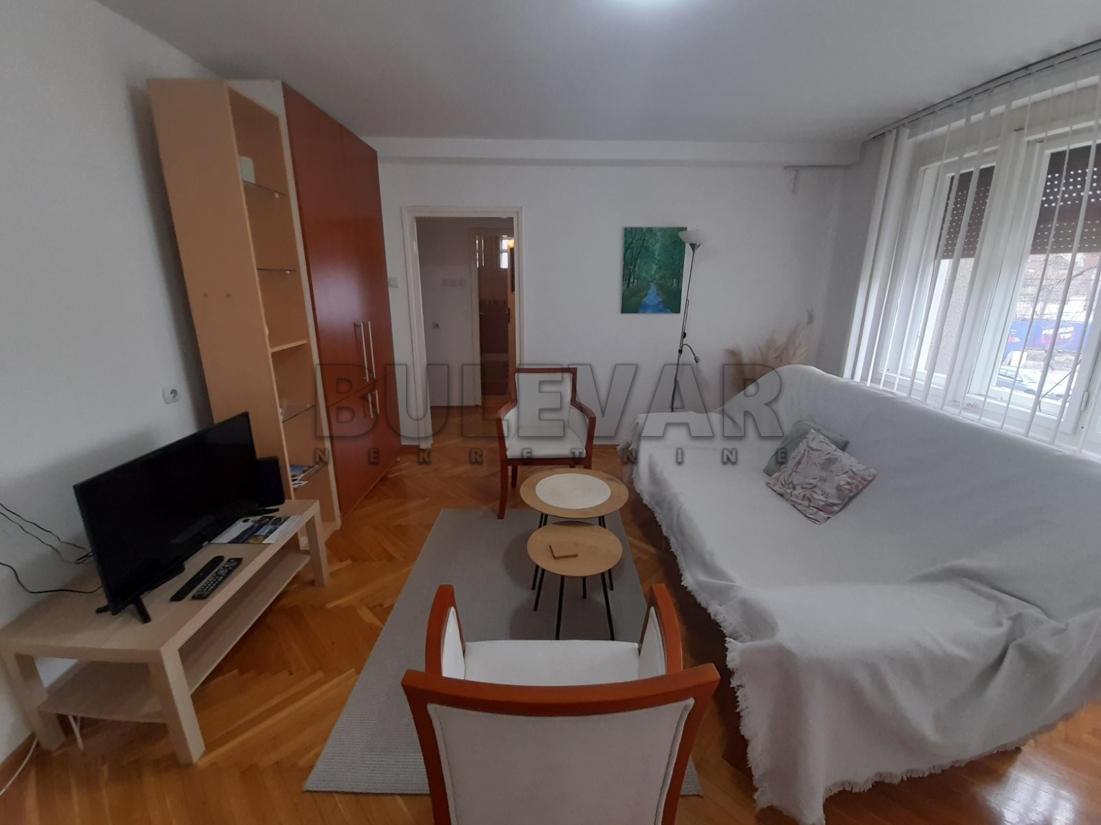 Dvosoban stan, 54 m2, Centar, Nade Tomić ID: i-013741 4