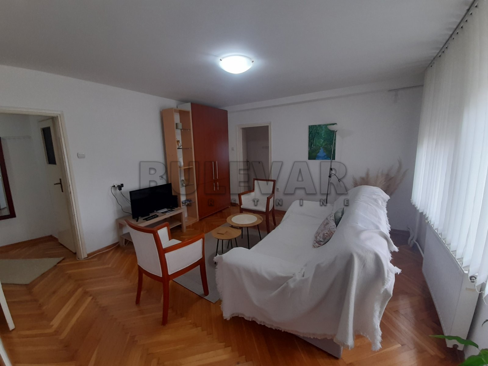 Dvosoban stan, 54 m2, Centar, Nade Tomić ID: i-013741 5