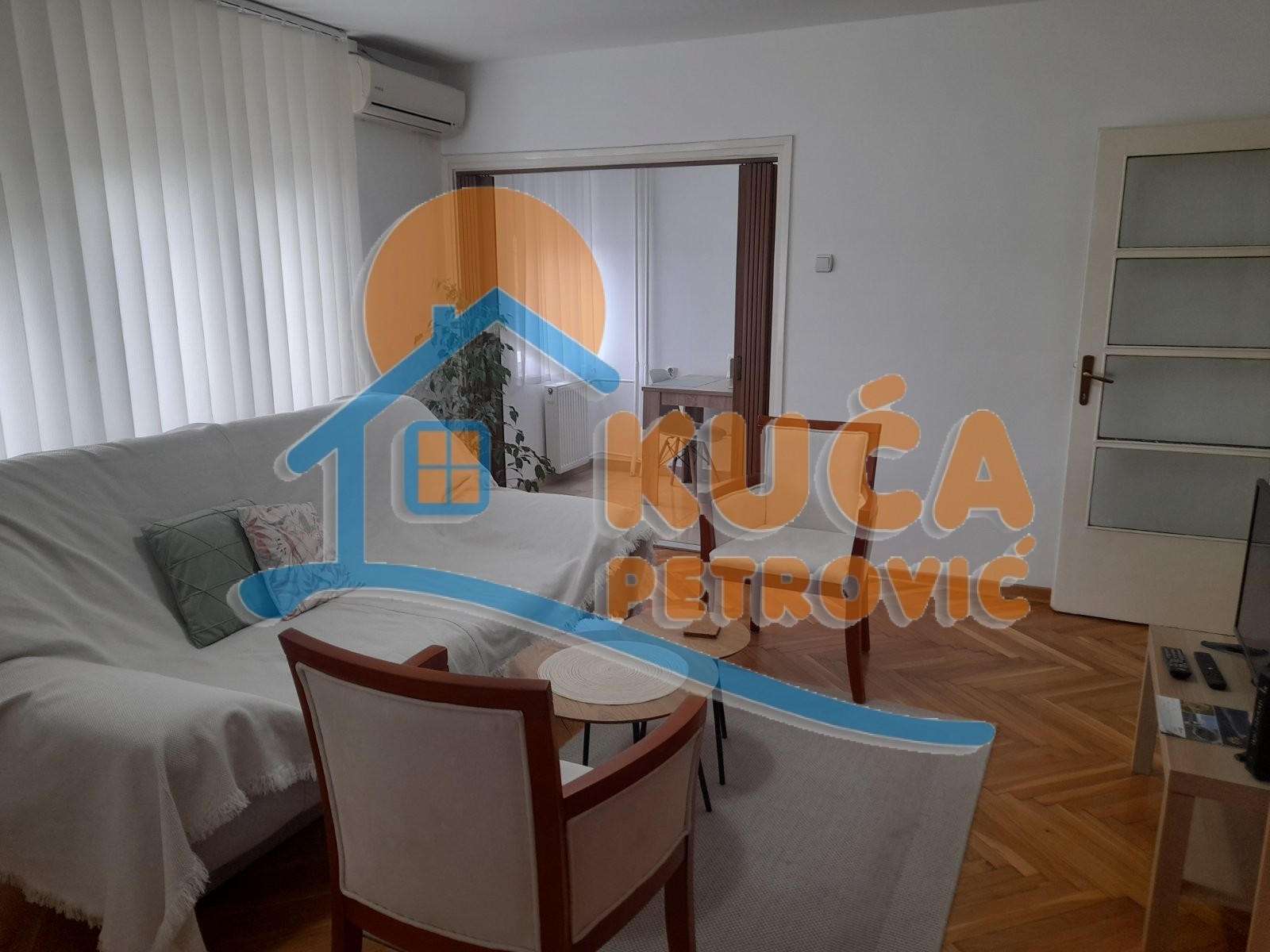 Dvosoban stan, 54 m2, Centar, Nade Tomić ID: i-013741 2