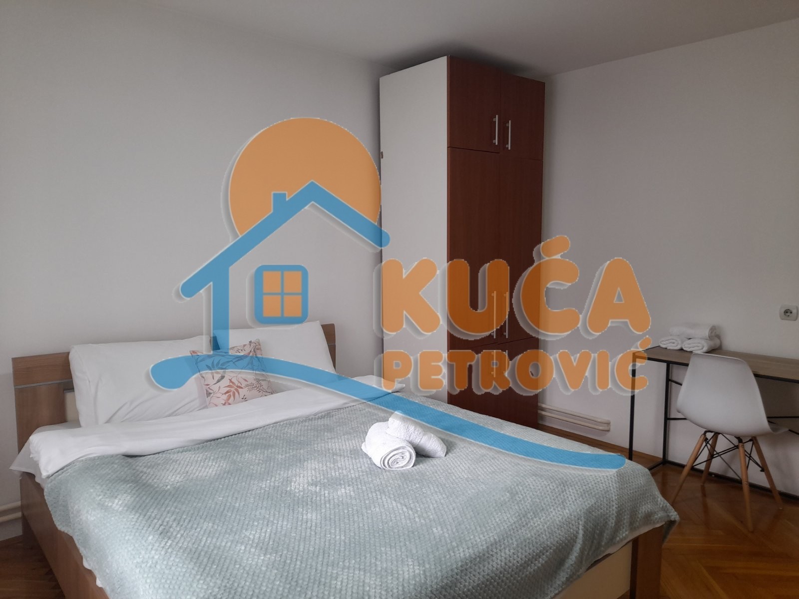 Dvosoban stan, 54 m2, Centar, Nade Tomić ID: i-013741 14