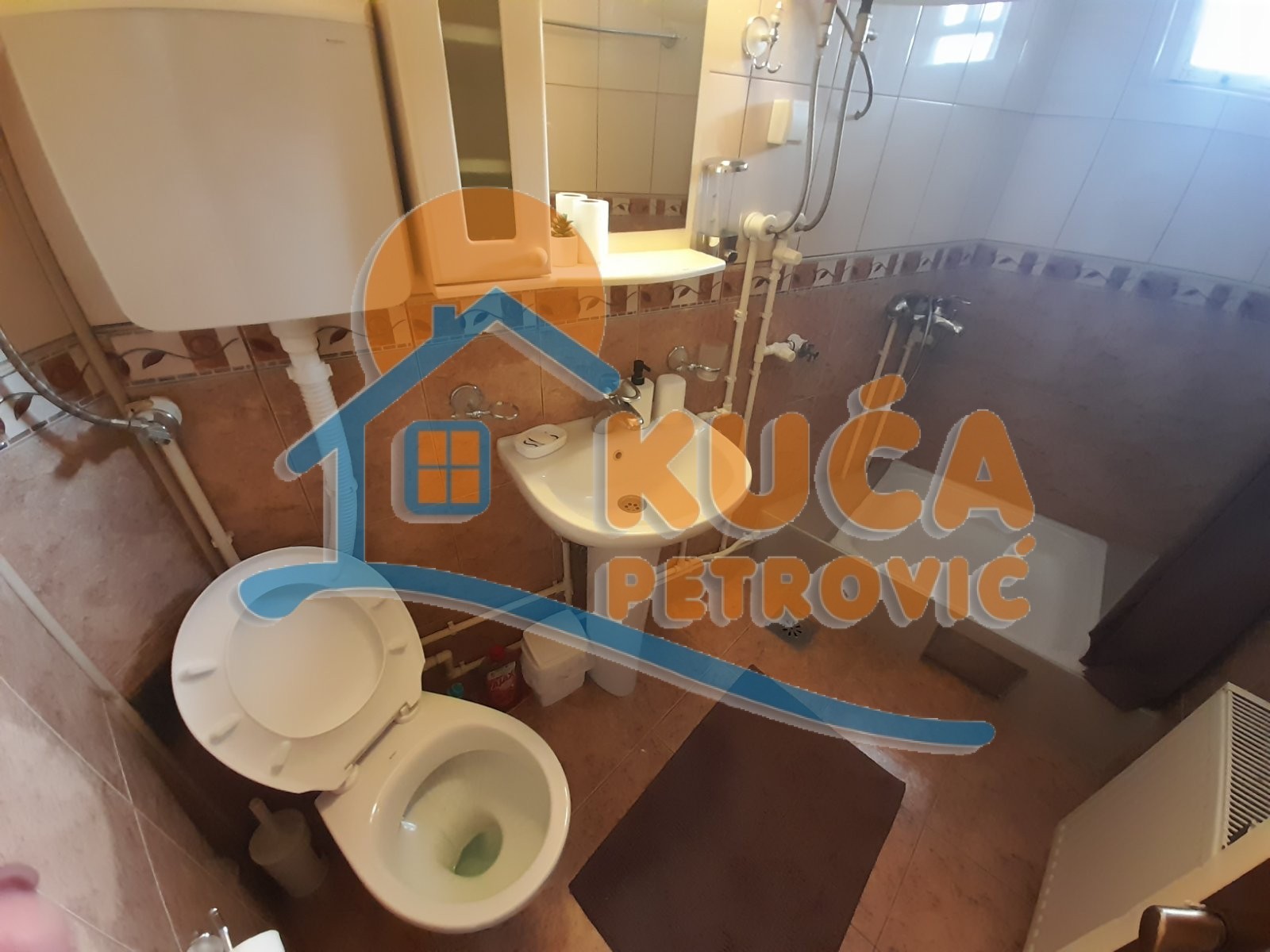 Dvosoban stan, 54 m2, Centar, Nade Tomić ID: i-013741 16