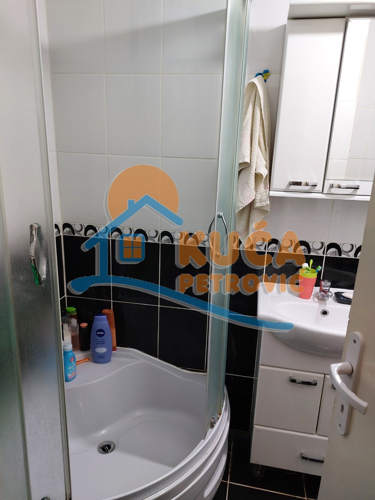 Trosoban stan, 68 m2, Palilula, Čarnojevića ID: i-06861 19