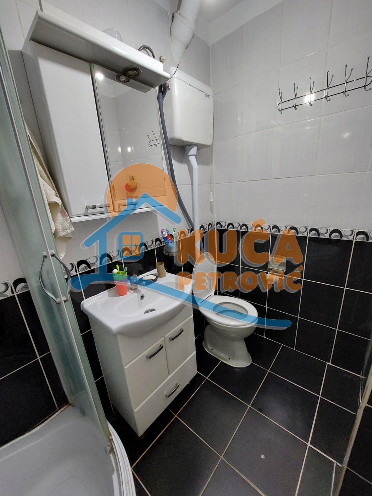 Trosoban stan, 68 m2, Palilula, Čarnojevića ID: i-06861 18