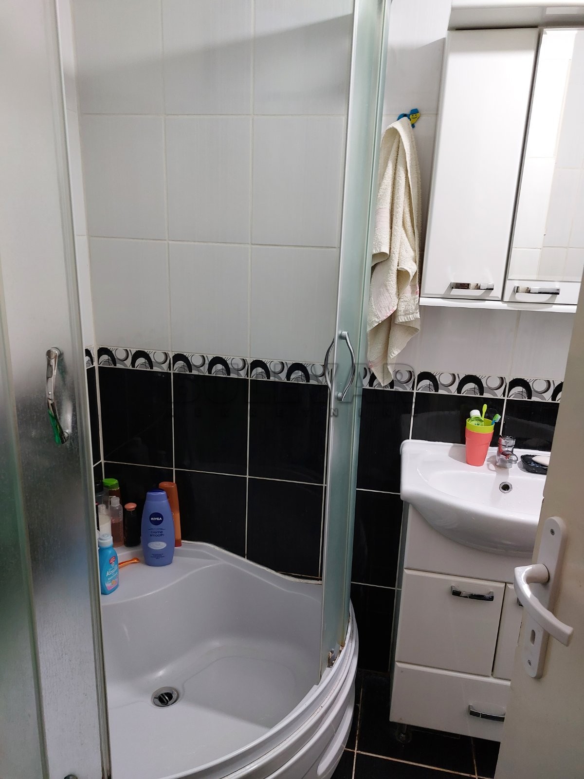 Trosoban stan, 68 m2, Palilula, Čarnojevića ID: i-06861 19