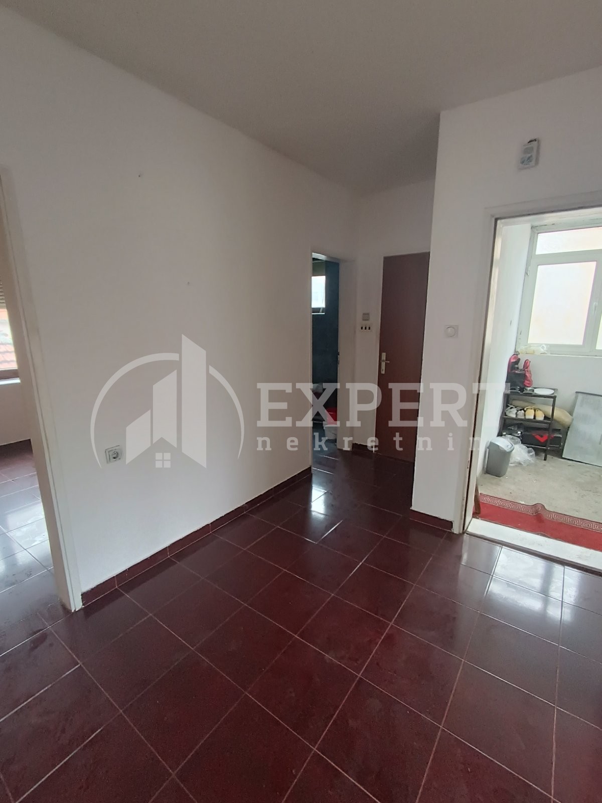 Trosoban stan, 74 m2, Palilula, Velikojastrebačka ID: i-013752 10