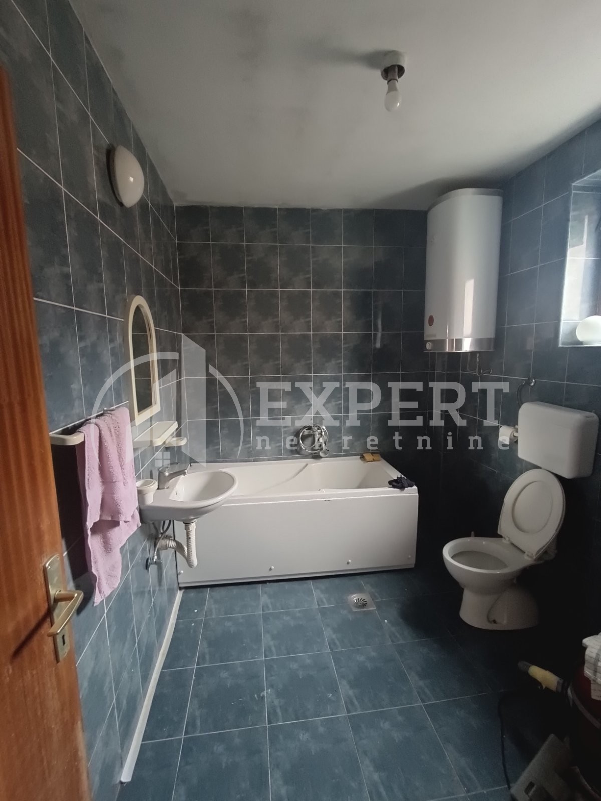 Trosoban stan, 74 m2, Palilula, Velikojastrebačka ID: i-013752 5