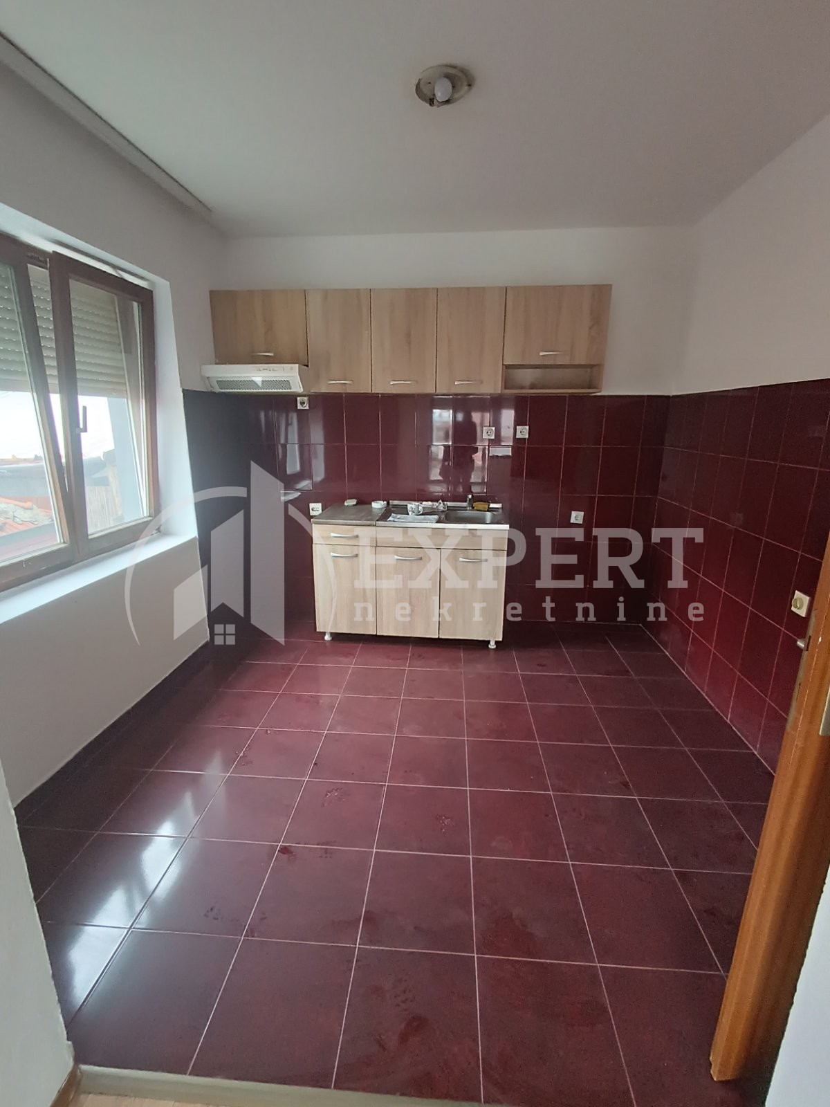 Trosoban stan, 74 m2, Palilula, Velikojastrebačka ID: i-013752 2