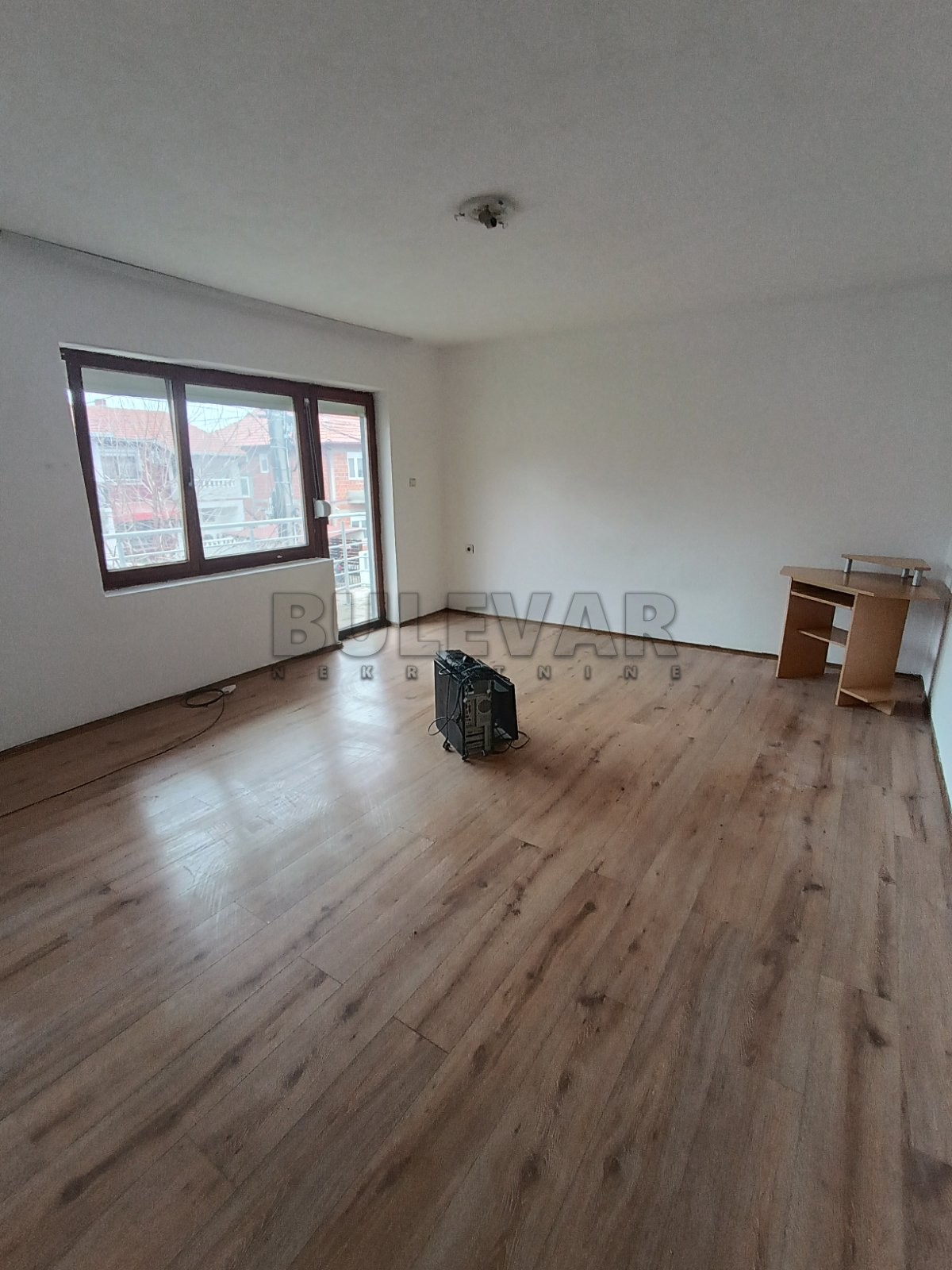 Trosoban stan, 74 m2, Palilula, Velikojastrebačka ID: i-013752 3