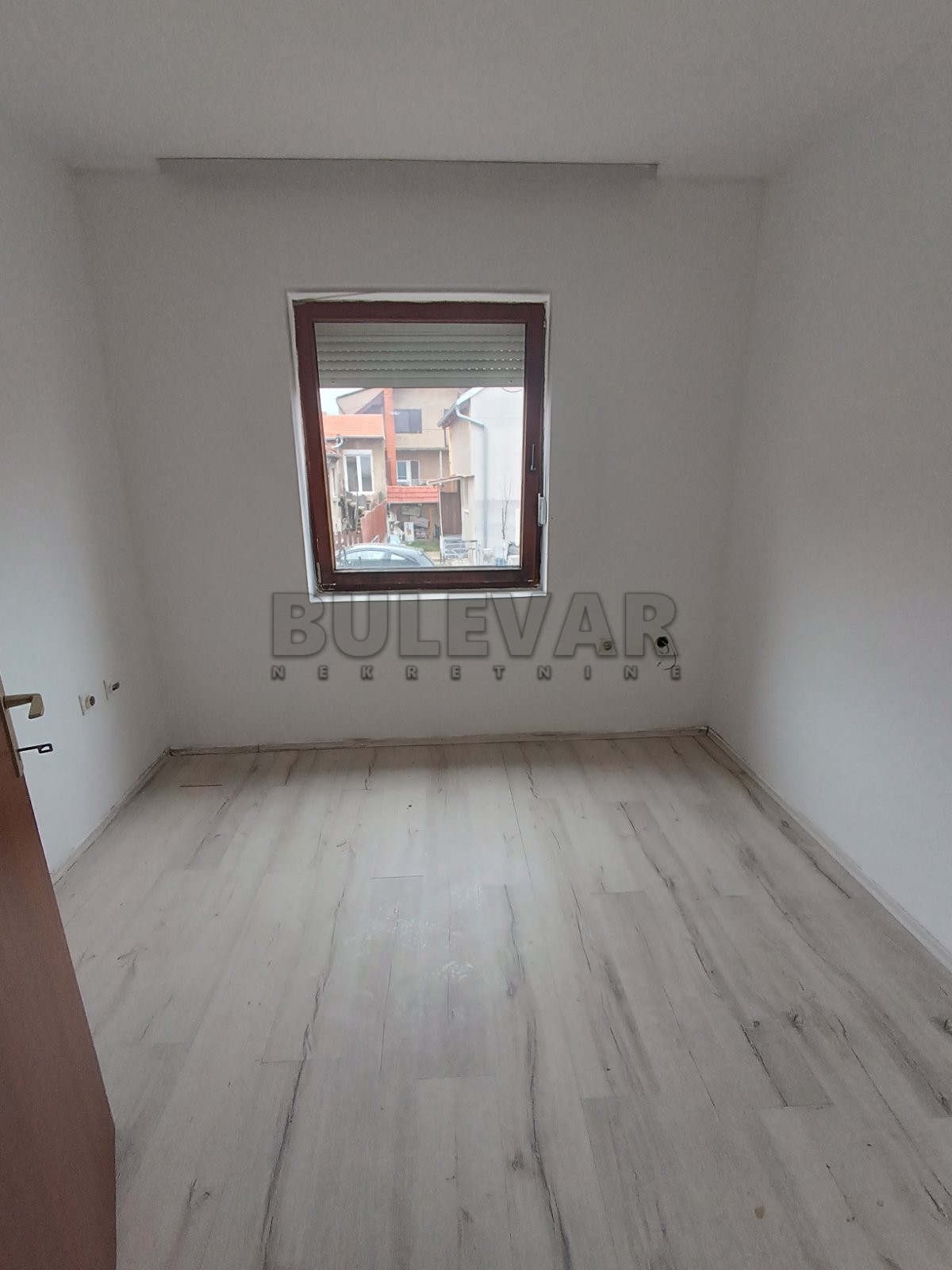 Trosoban stan, 74 m2, Palilula, Velikojastrebačka ID: i-013752 4