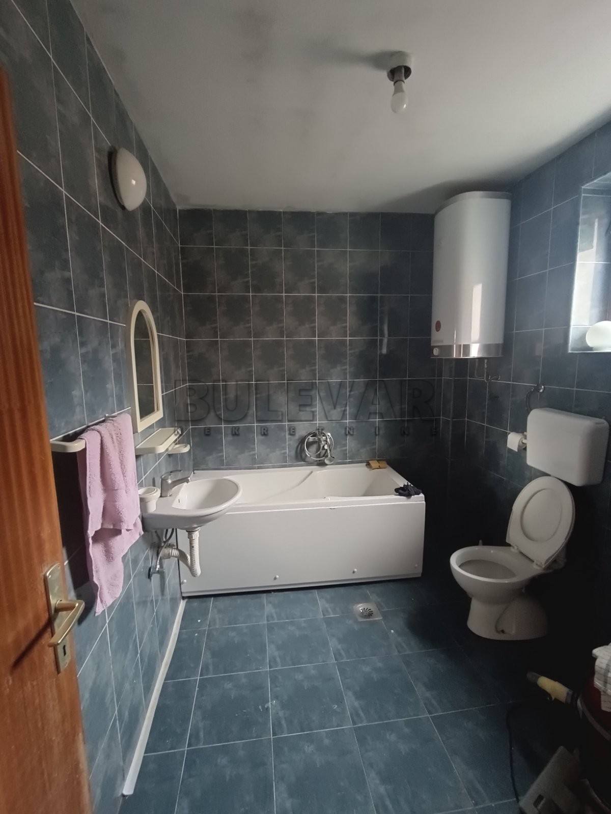 Trosoban stan, 74 m2, Palilula, Velikojastrebačka ID: i-013752 5