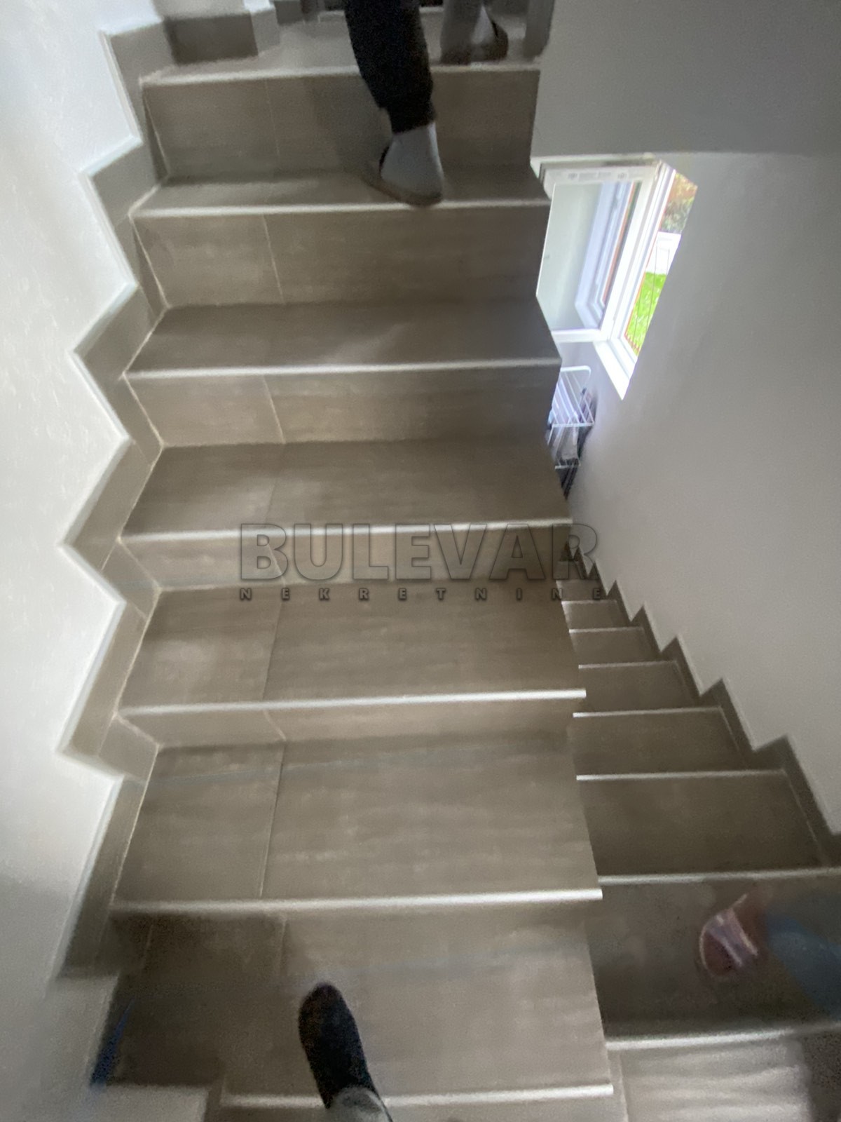 četvorosobna kuća, 220 m2, Kragujevac, Radovana Mićovića ID: p-013720 1