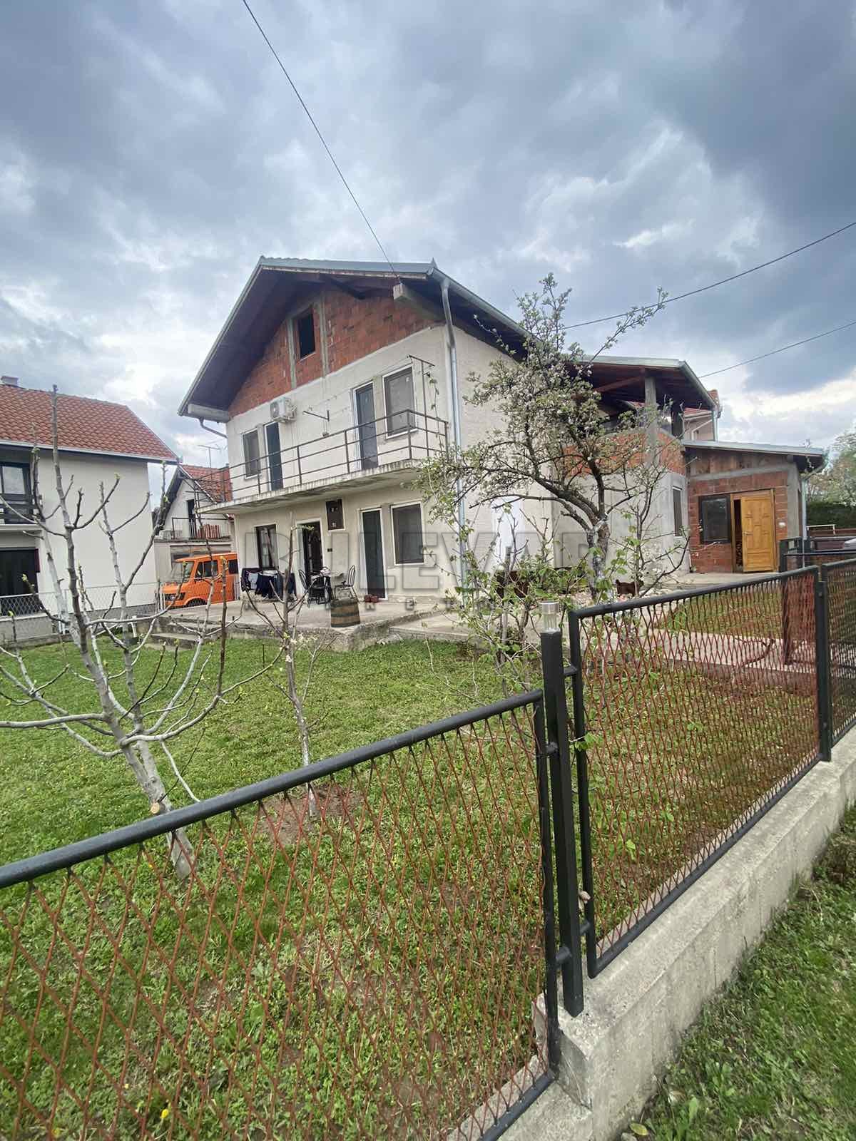 četvorosobna kuća, 220 m2, Kragujevac, Radovana Mićovića ID: p-013720 12