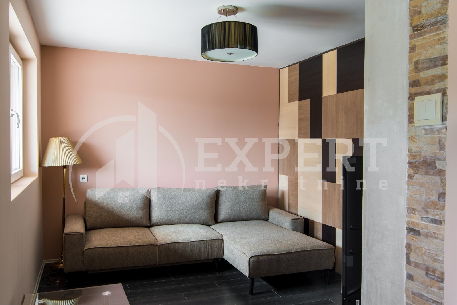 Dvosoban stan, 47 m2, Centar, Nade Tomić ID: i-02019 3