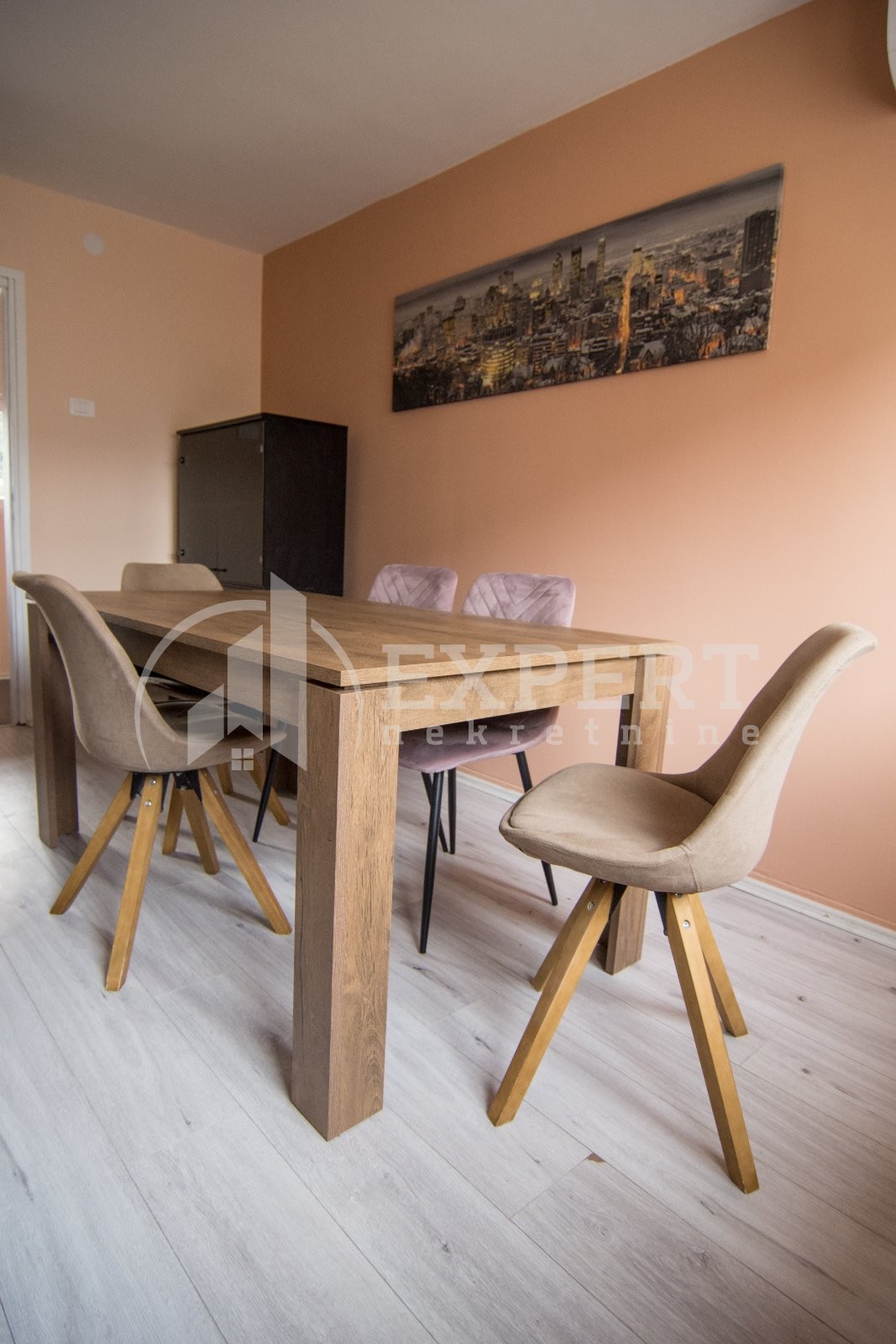 Dvosoban stan, 47 m2, Centar, Nade Tomić ID: i-02019 11