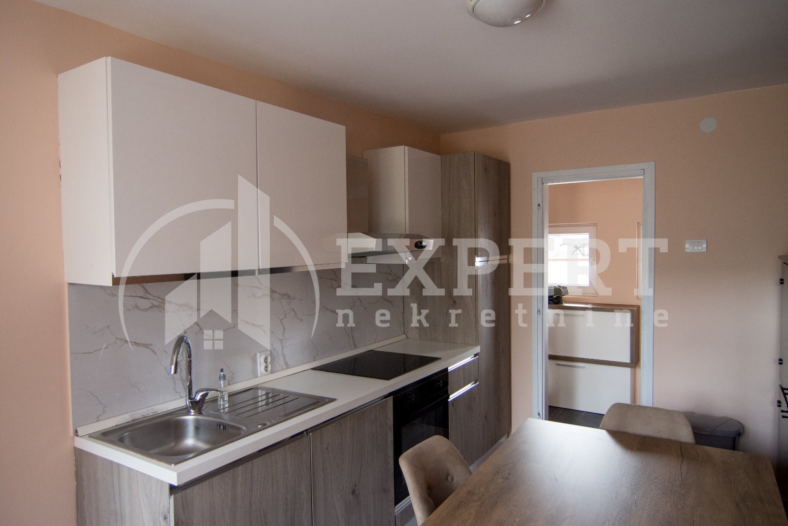 Dvosoban stan, 47 m2, Centar, Nade Tomić ID: i-02019 9