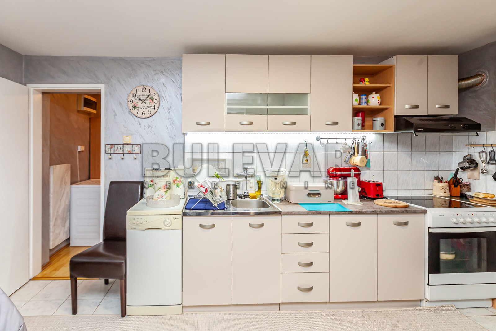 Dvosoban stan, 93 m2, Palilula, Aleksandra Petrovića ID: p-013773 8