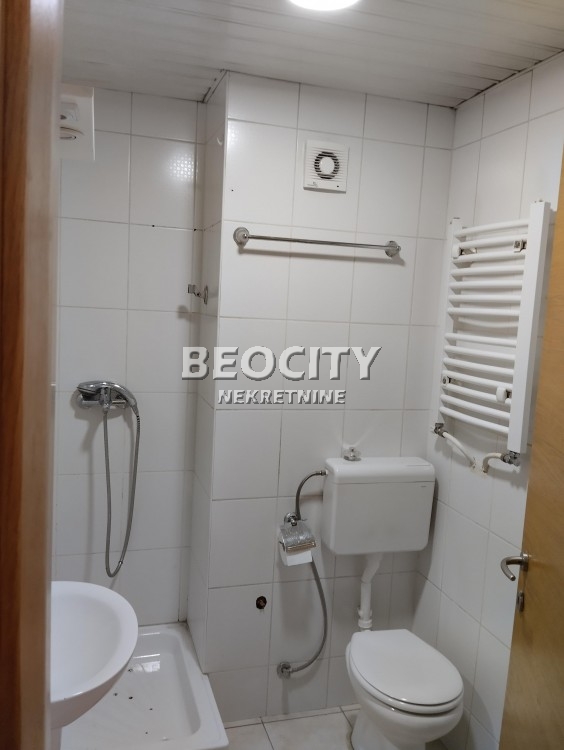 Jednosoban stan, 32 m2, Železnička stanica, Bulevar Kralja Petra I ID: 117693 8