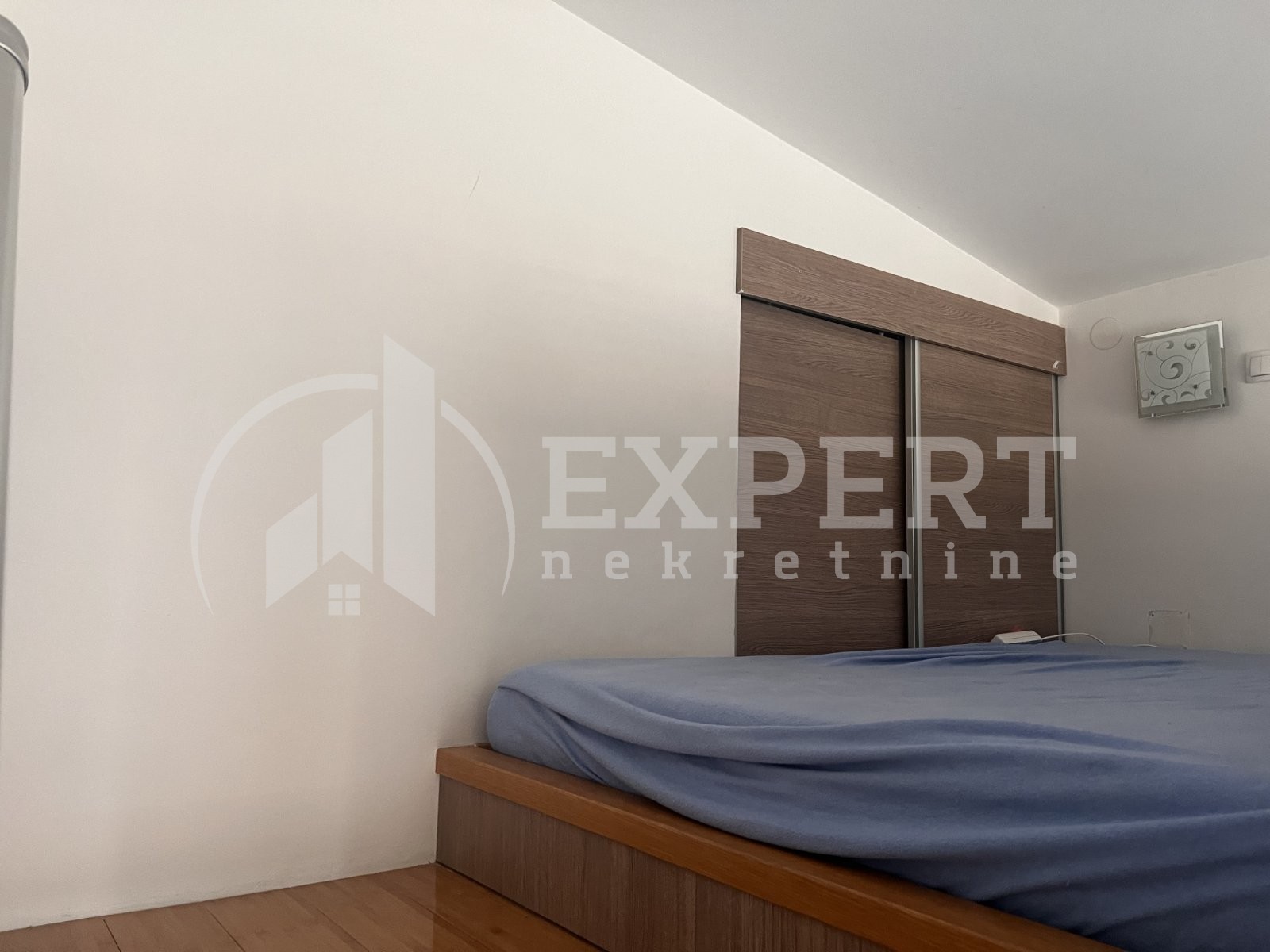 Jednosoban stan, 40 m2, Centar, Milorada Veljkovića Špaje ID: i-09449 4