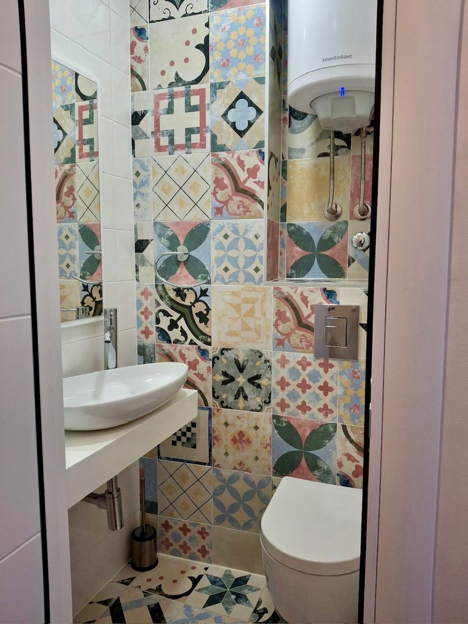 Renoviran 2 0 stan u Bloku 45  Nehruova  66m2 4