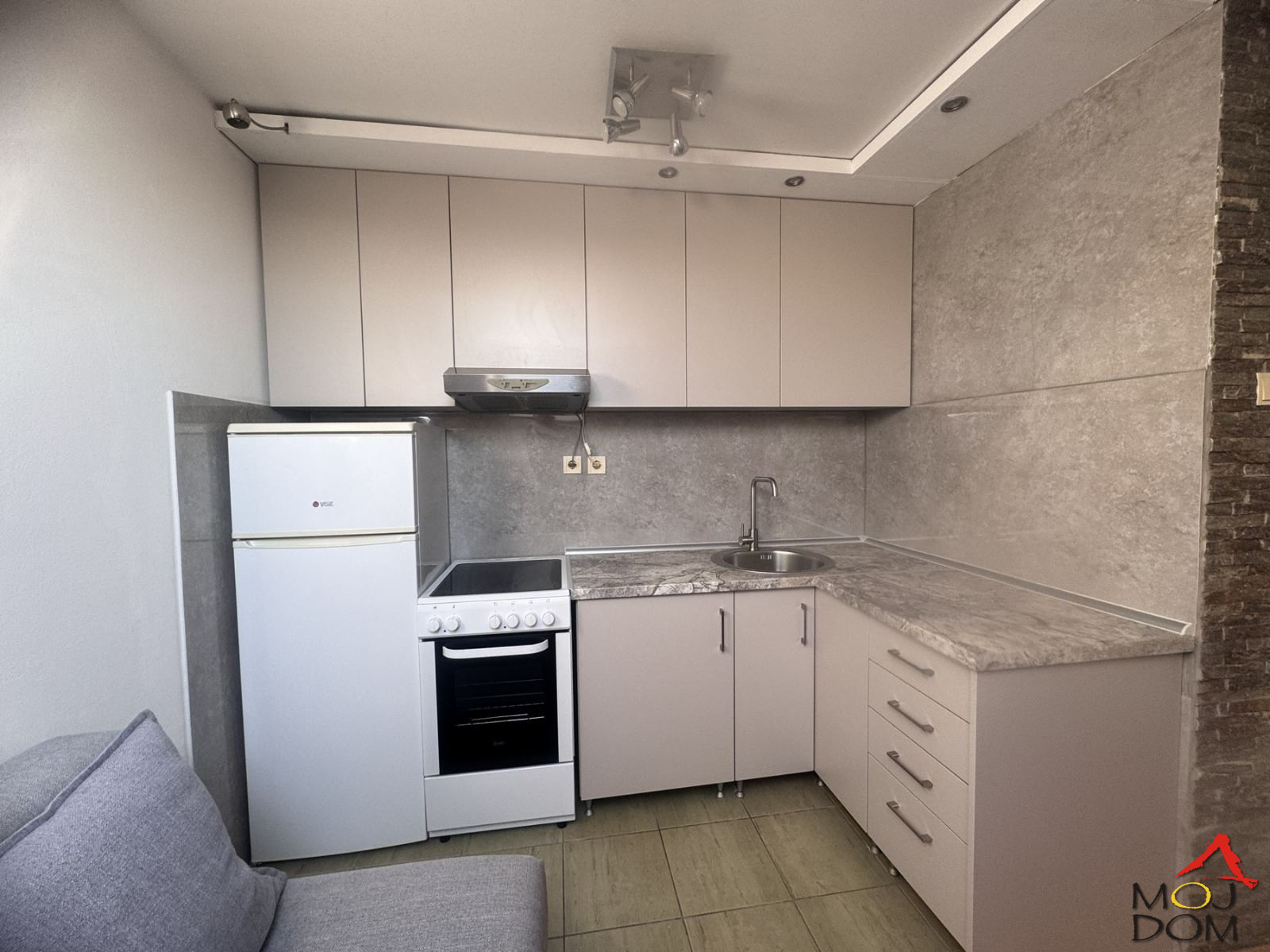 Stan,NOVI SAD,CENTAR,kv: 29, € 99900, ID: 1030263 5